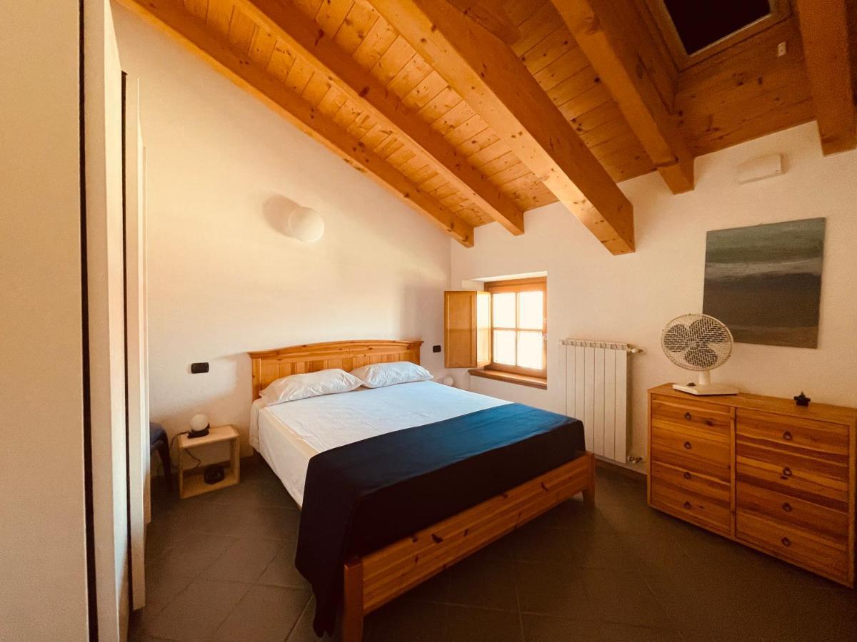 Blue Lake Apartment 20M From The Lake With Box Colico Exterior foto